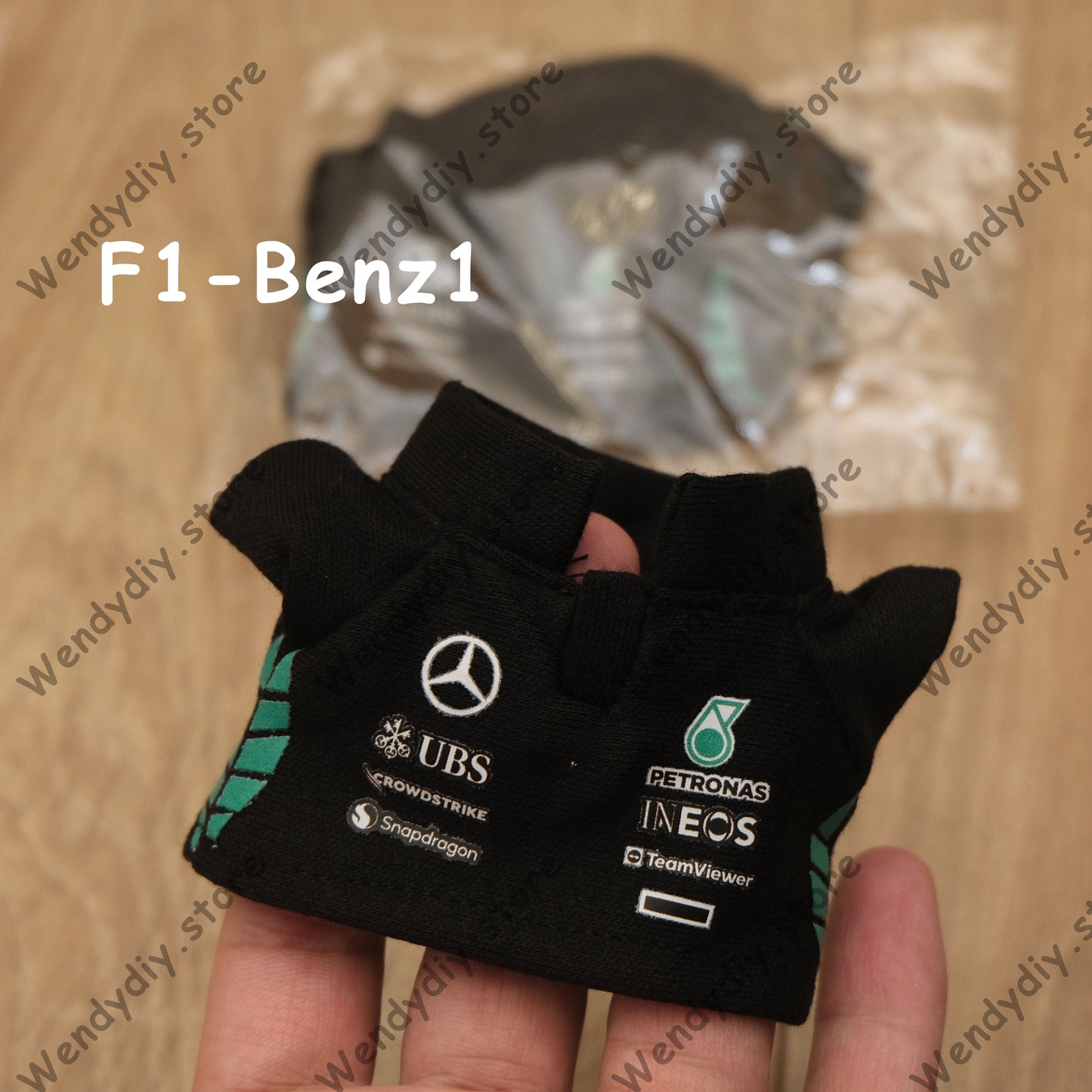 F1-Mercedes Benz - Labubu Outfit