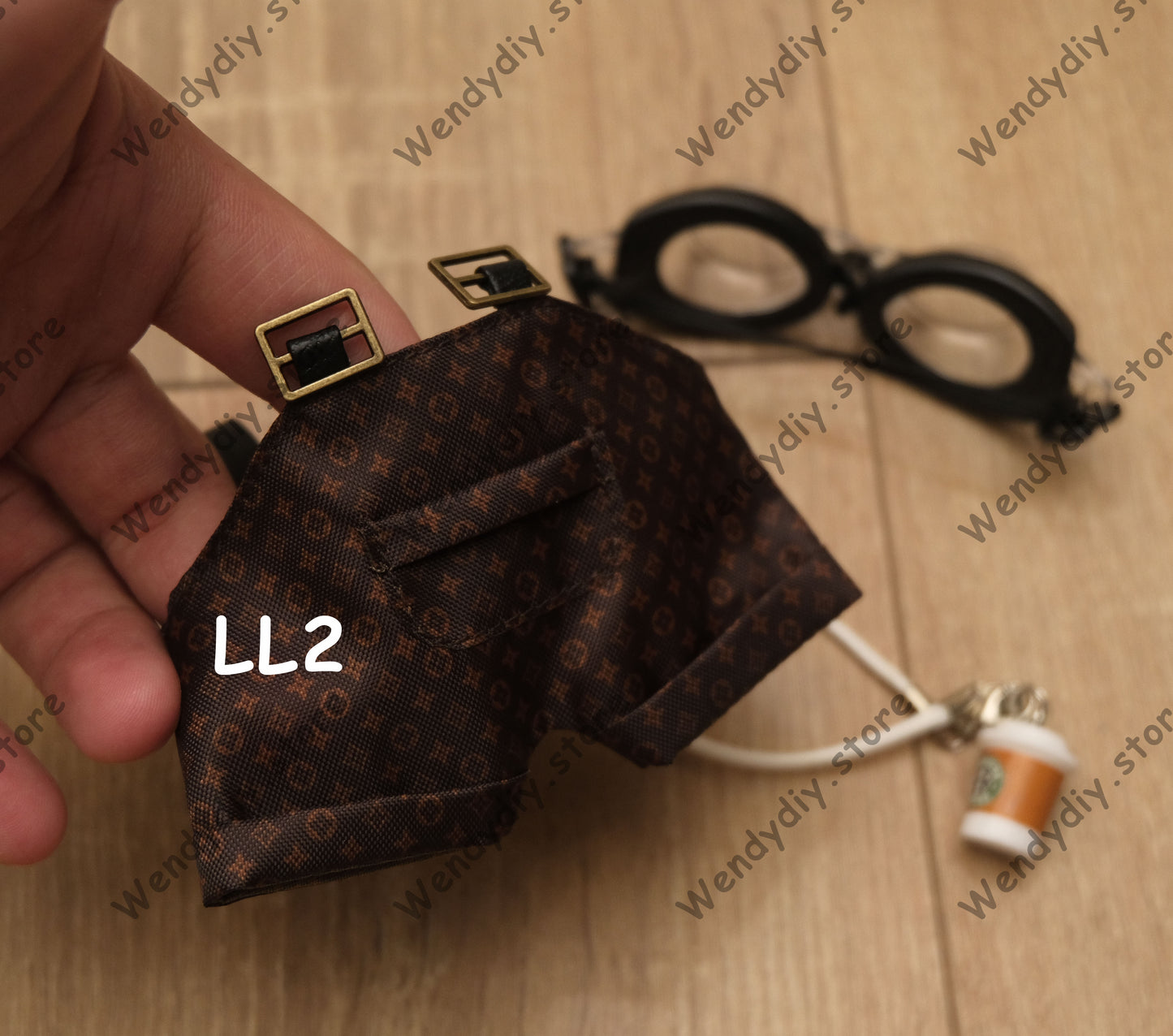 LL2 - Labubu Outfit