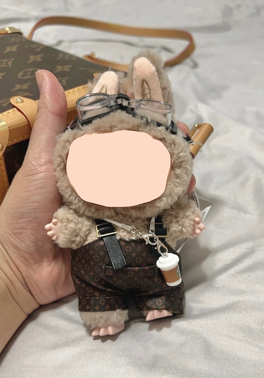 LL2 - Labubu Outfit
